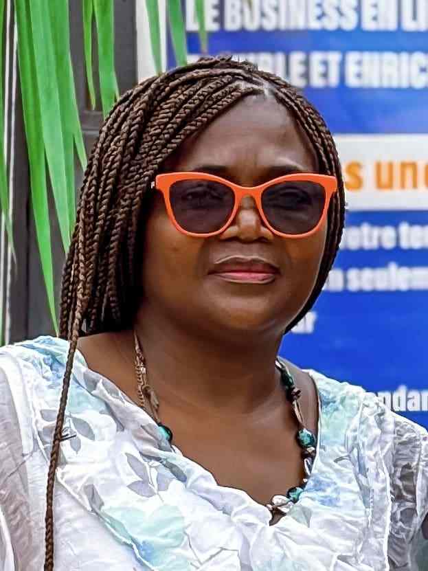 Mme Dibioti